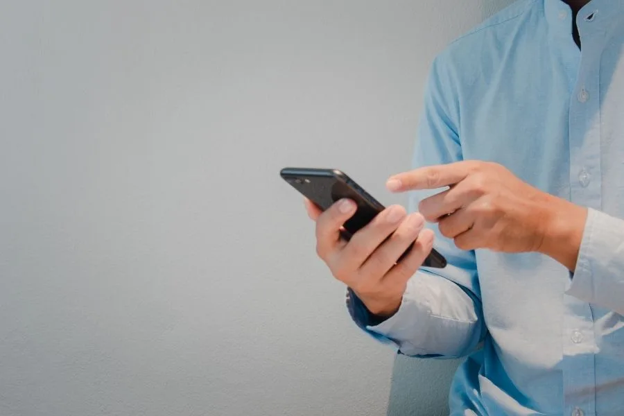 מהם התנאים לביצוע חיפוש במכשיר הנייד שלכם